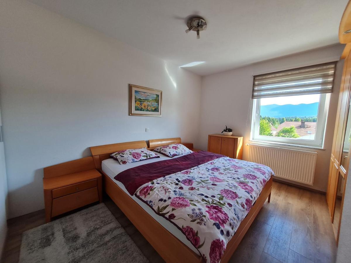 Gostilna S Prenocisci Pav Hotel Rakek Ngoại thất bức ảnh